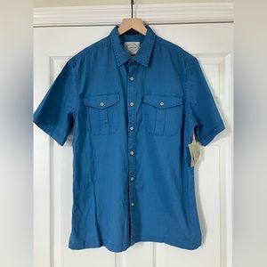 NWT St John’s blue cotton button down short sleeved shirt